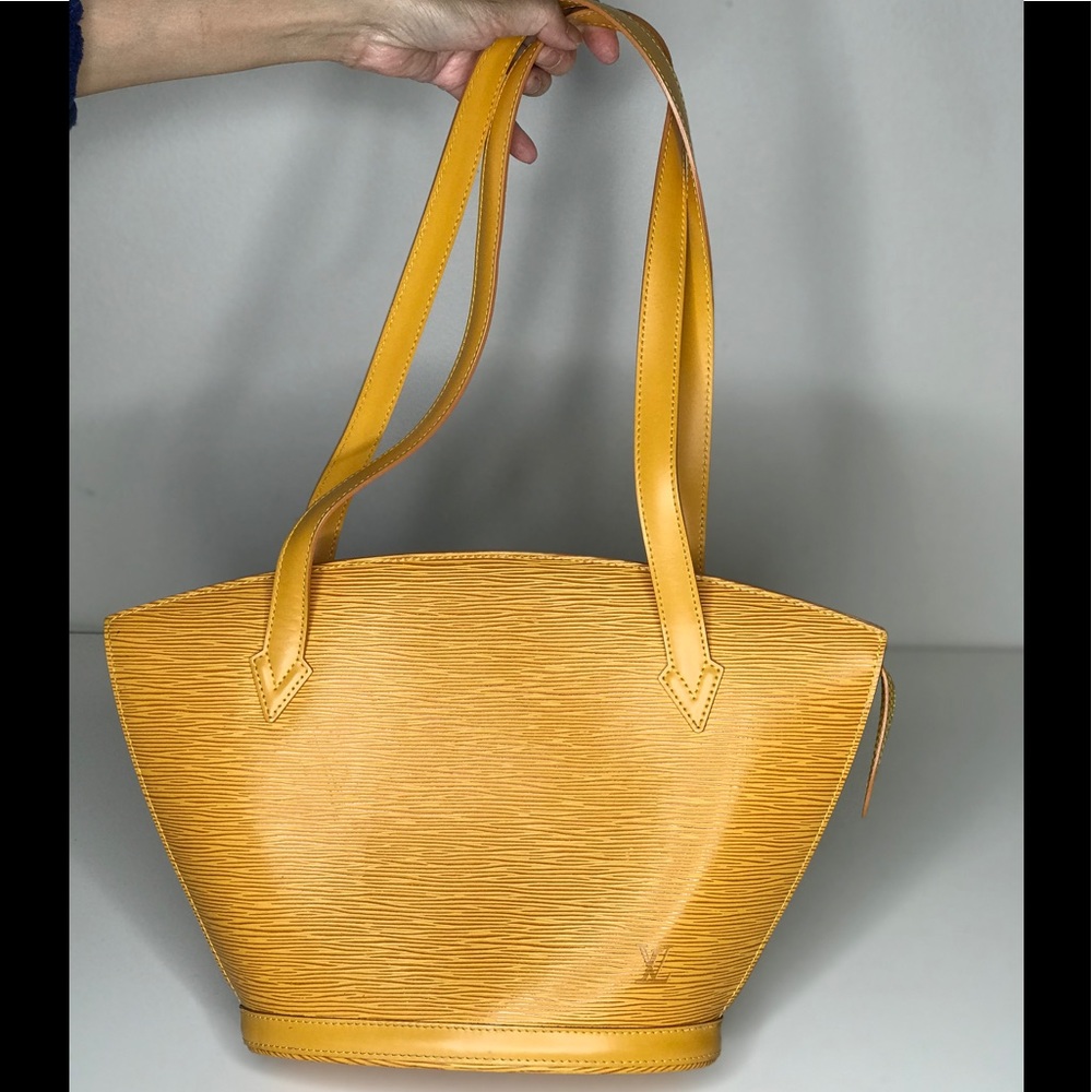 Authentic Louis Vuitton epi handbag